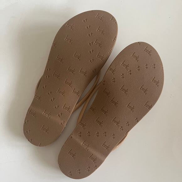 NEW Beek 'Sunbeam' Women's US 5 Flip Flop Sandal Nude Leather Minimalistic - Picture 8 of 9